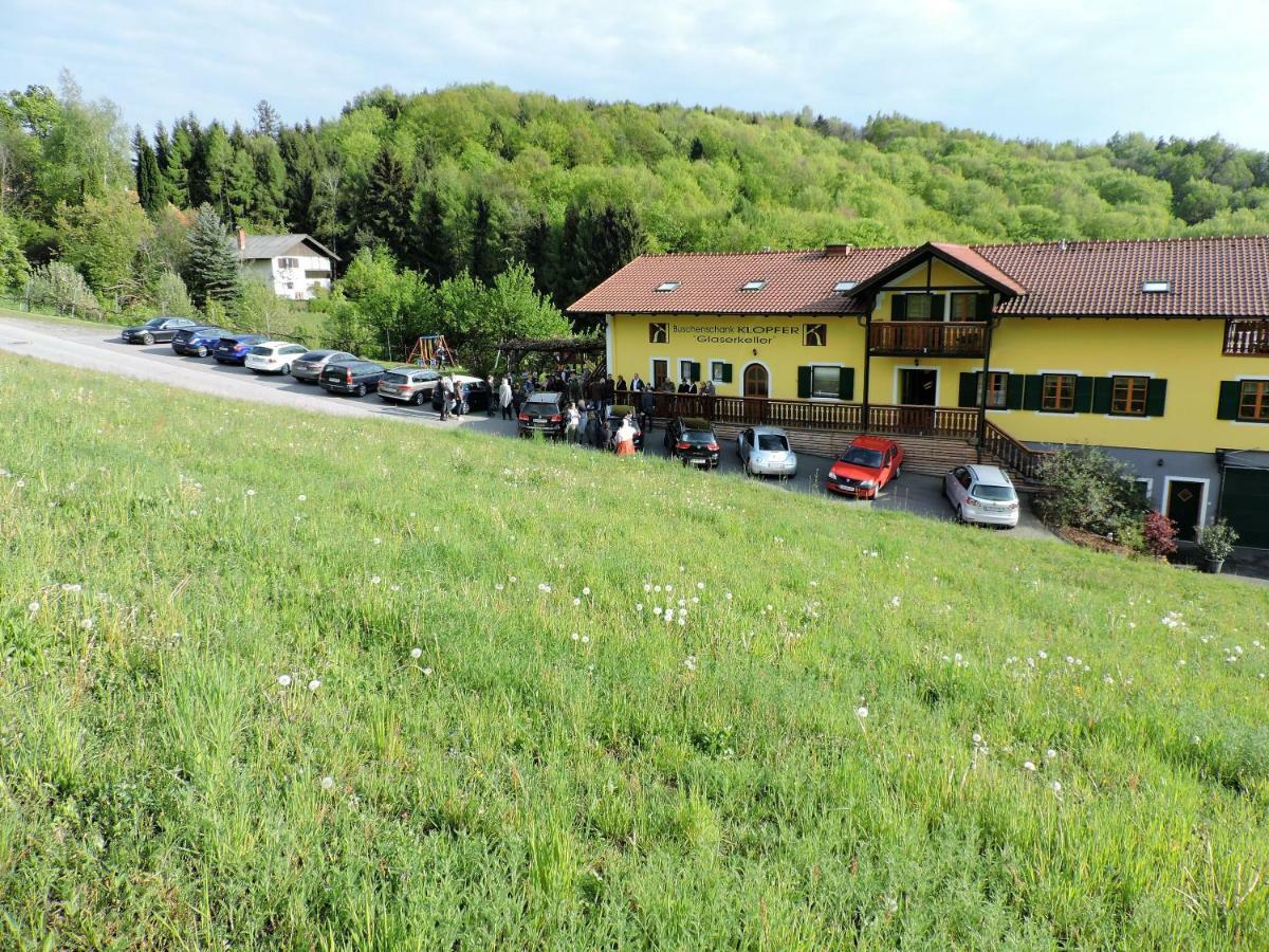 Gaestezimmer Klopfer Sankt Johann im Saggautal Екстер'єр фото