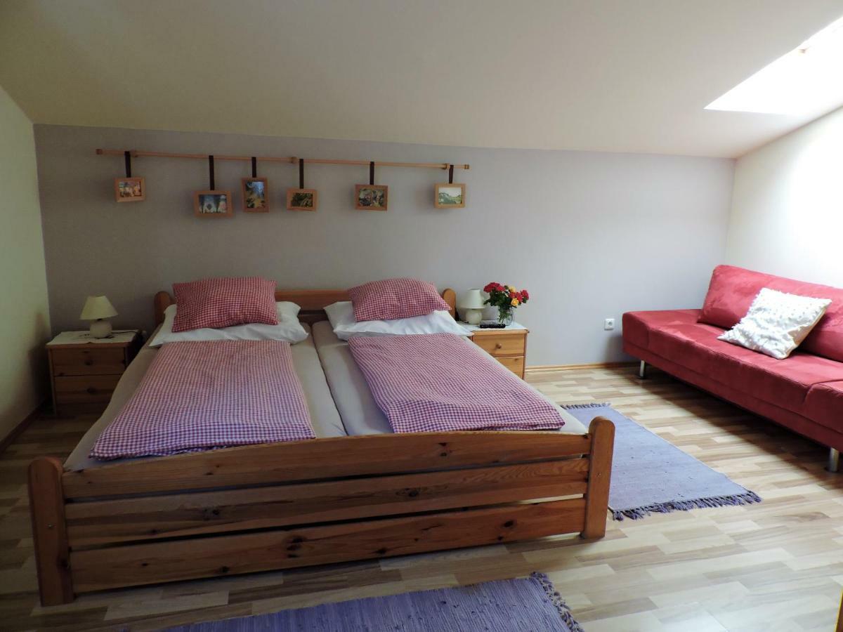 Gaestezimmer Klopfer Sankt Johann im Saggautal Екстер'єр фото