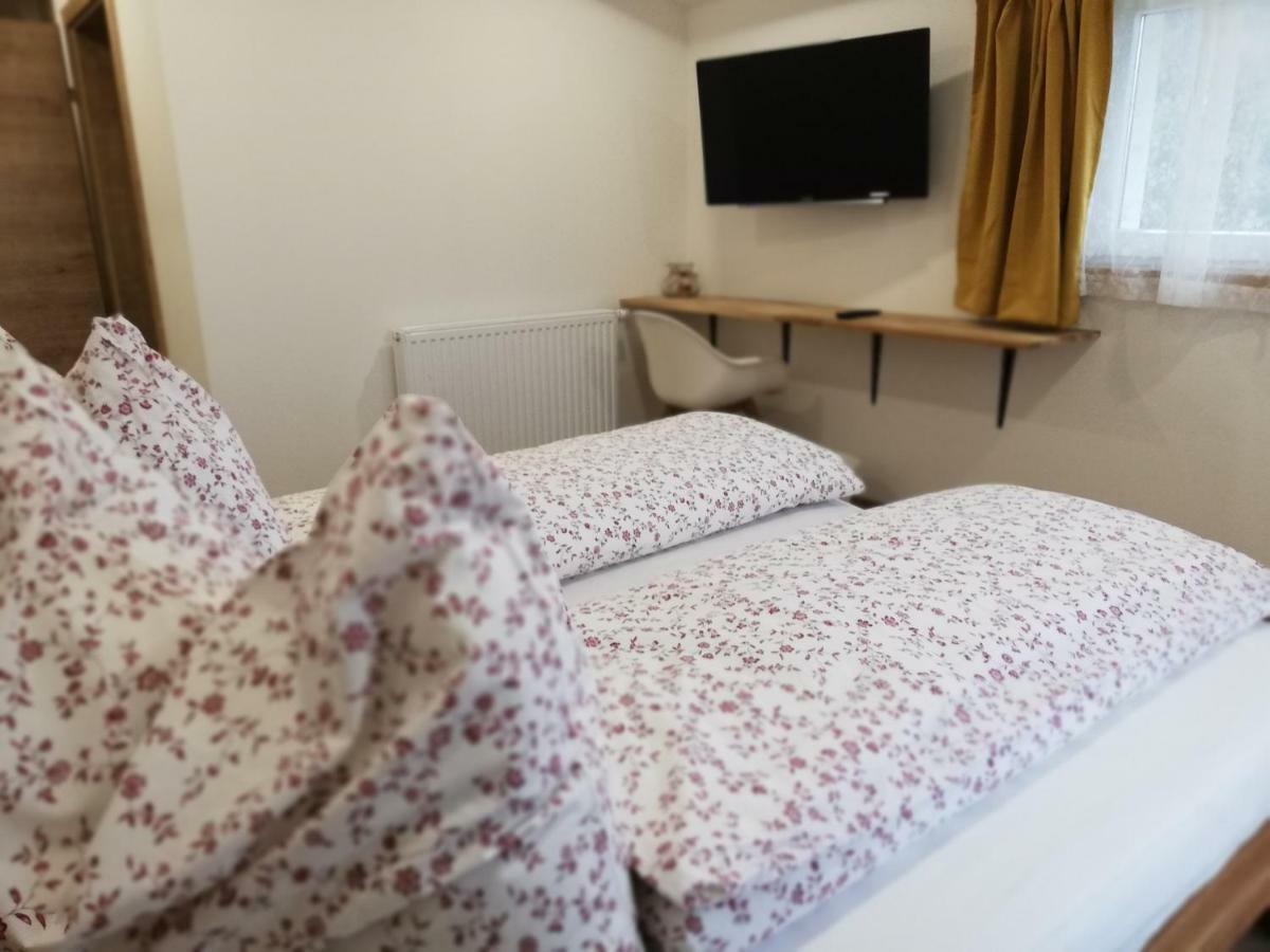 Gaestezimmer Klopfer Sankt Johann im Saggautal Екстер'єр фото